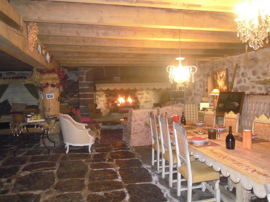 Le Francillon Bed & Breakfast Les Estables Luaran gambar